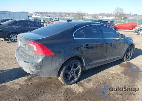 2012 Volvo S60 T5 из США, поврежденный, VIN YV1622FS6C2050980